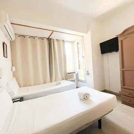 Guest house Latic
