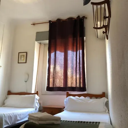 Guest house Latic